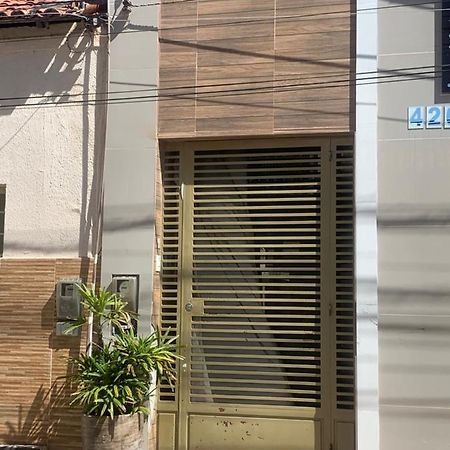 Casa Compartilhada Com Quartos Individuais Juàzeiro Dış mekan fotoğraf