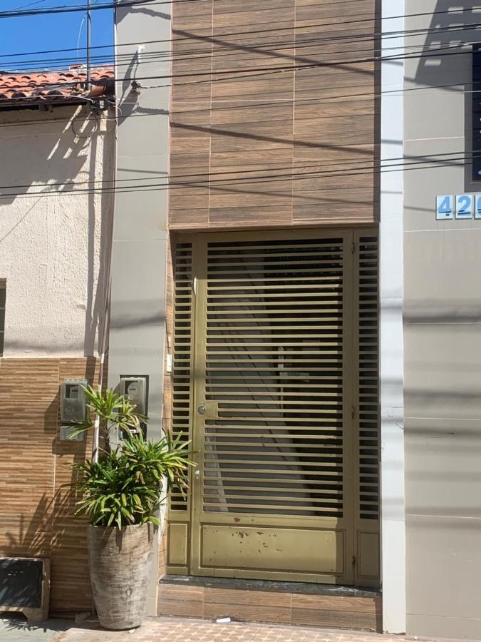 Casa Compartilhada Com Quartos Individuais Juàzeiro Dış mekan fotoğraf